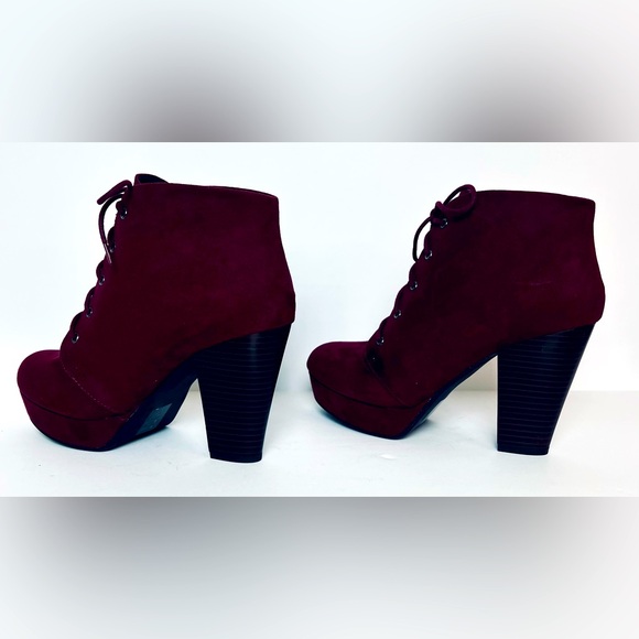 New~Burgundy Ankle Booties Sz 7.5M, by Soda - Picture 3 of 11